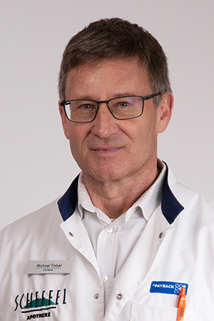 Michael Finkel Scheffel Apotheke Löffingen - Michael Finkel - Fachapotheker für Offizin-Pharmazie, Ernährungsberatung, Pflegeversorgung, Fachgebiet: Onkologische Erkrankungen